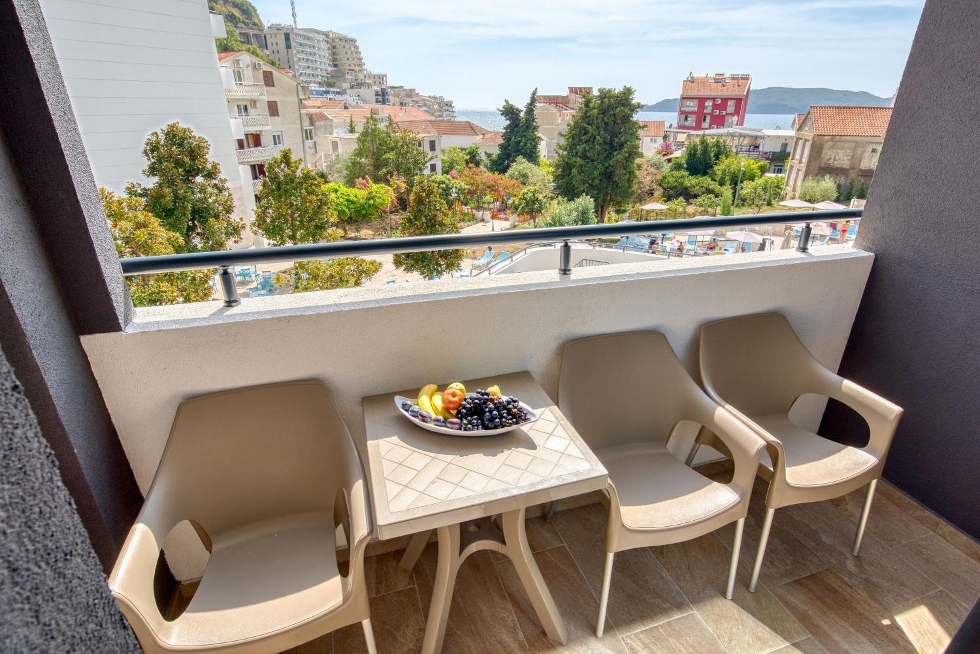 Montenegrina Hotel & Spa All-Inclusive Bečići Exteriér fotografie